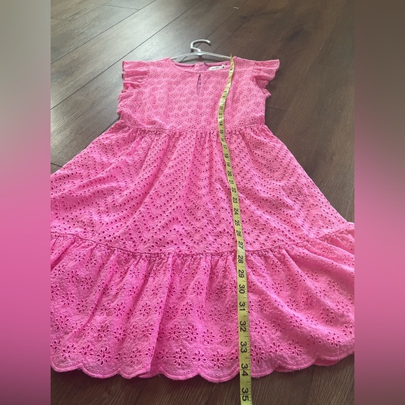 Vineyard Vines Pink Eyelet Ruffle Dress, size 2 - Picture 4 of 5